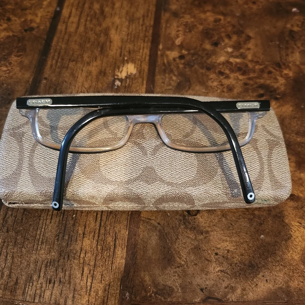 Coach Hillary Eyeglasses Signature 